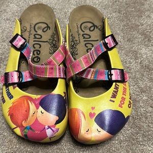 Calceo LOVE Clog 38 (7.5) NWOT